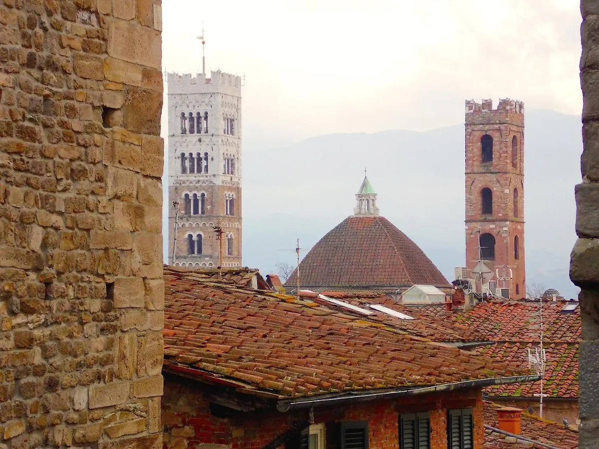 Casa Silvia Apartment Lucca Italy